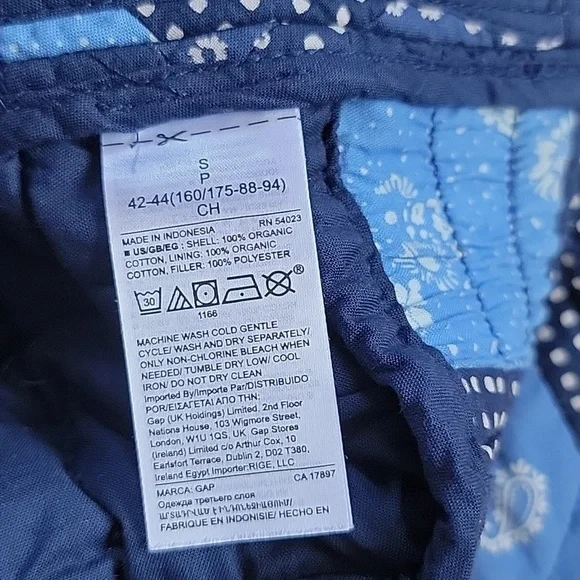 GAP Organic Cotton Bandana Print Quilt Bomber Jacket - Picture 8 of 8